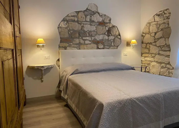 Unique Rooms